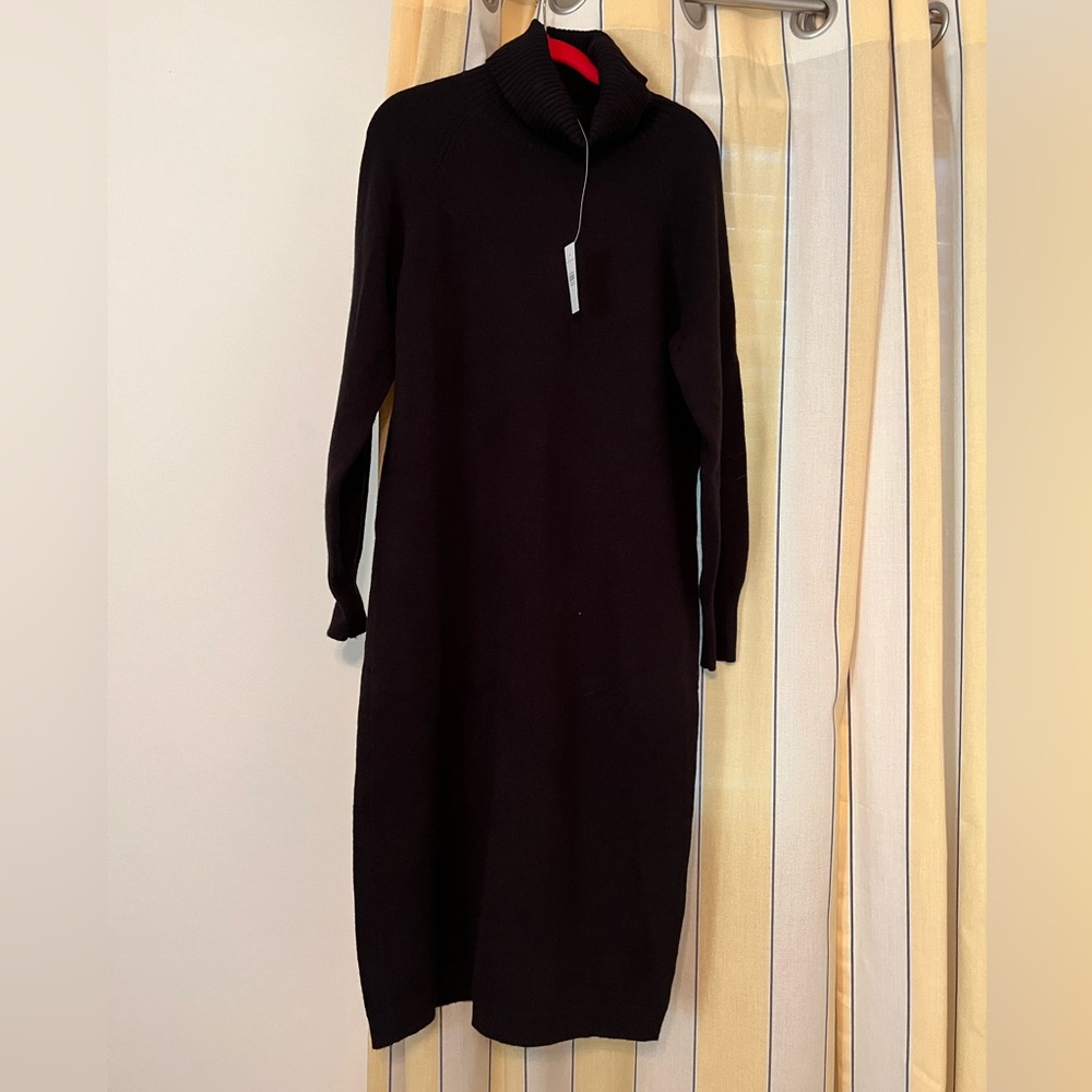 NWT Black Turtleneck Ann Taylor dress. Size medium.